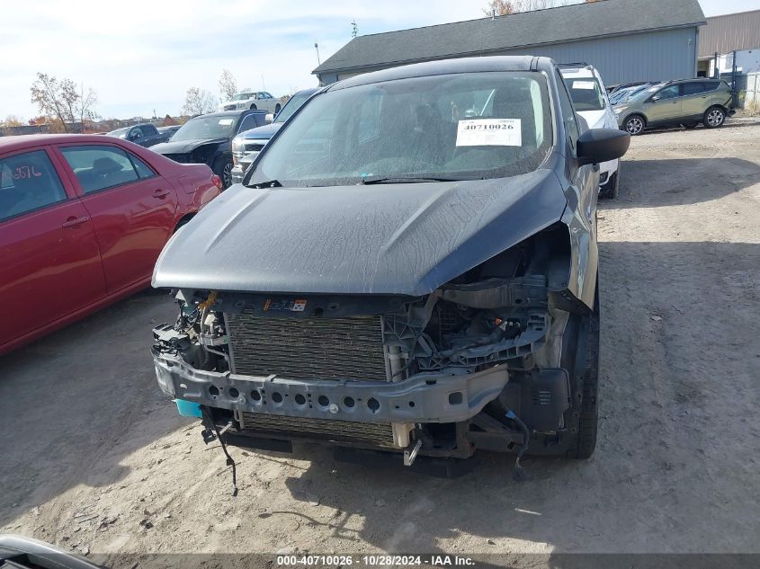 2018 Ford Escape S VIN: 1FMCU0F72JUC46737 Lot: 40710026