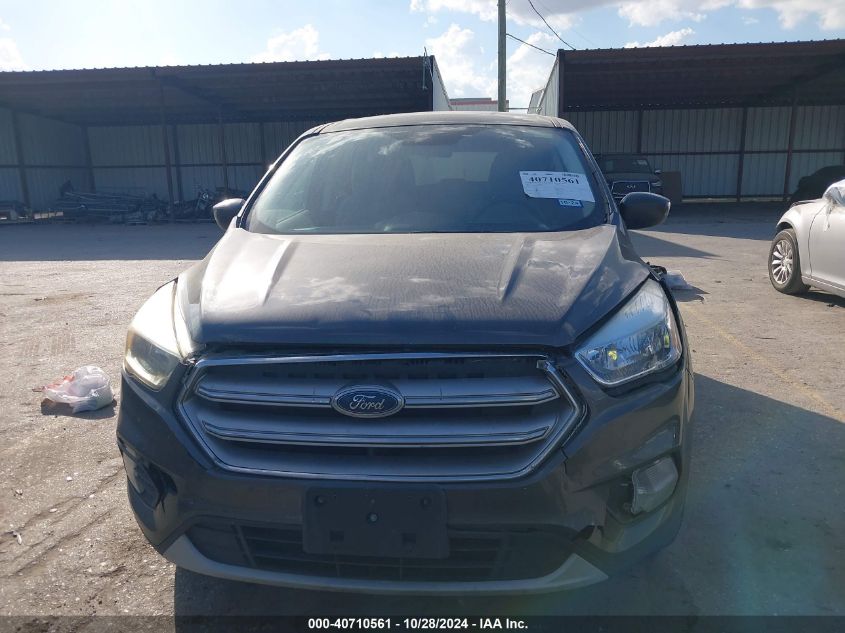 2017 Ford Escape Se VIN: 1FMCU0GDXHUB15375 Lot: 40710561