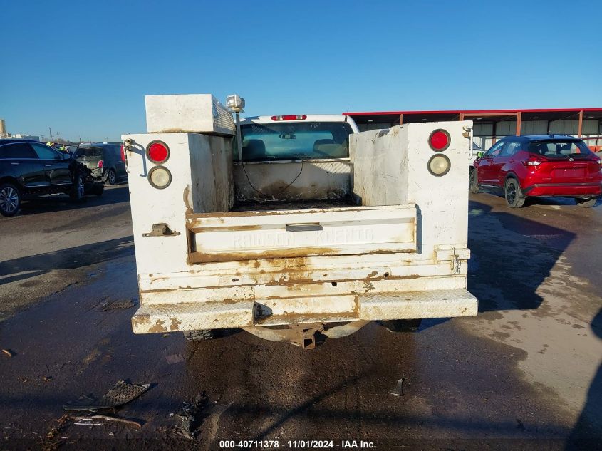 2008 GMC Sierra 2500Hd Work Truck VIN: 1GDHK29K18E216558 Lot: 40711378