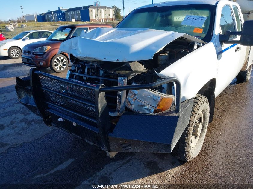 2008 GMC Sierra 2500Hd Work Truck VIN: 1GDHK29K18E216558 Lot: 40711378