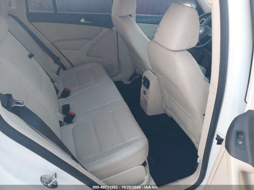 VIN WVGAV7AX8HK041756 2017 VOLKSWAGEN TIGUAN 2.0T/2.0T S