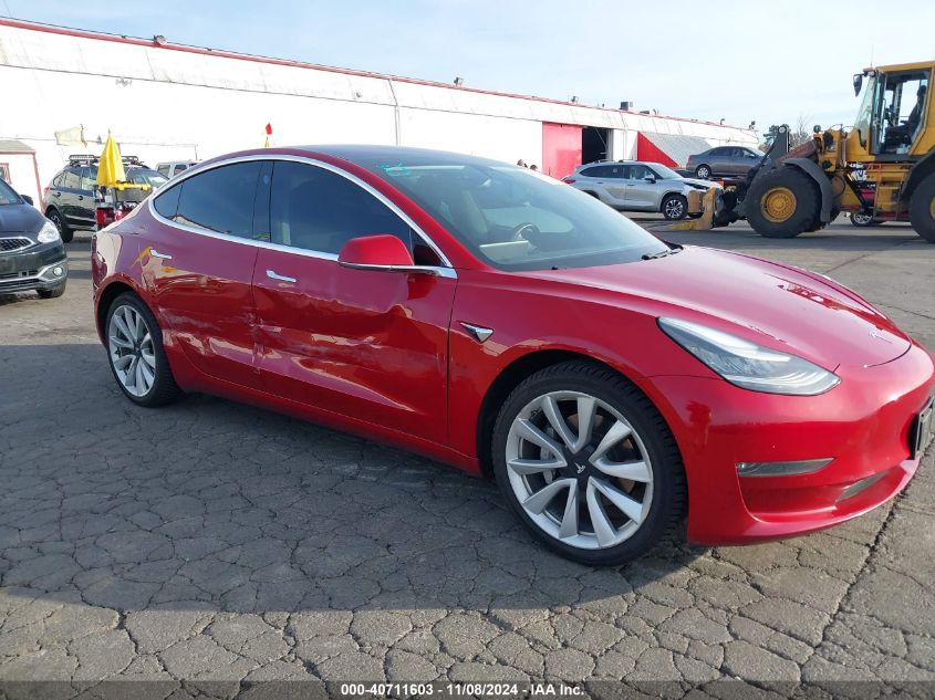 2018 Tesla Model 3 Long Range/Performance VIN: 5YJ3E1EB0JF091613 Lot: 40711603