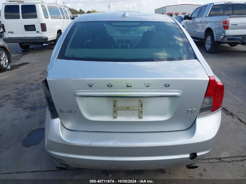 2011 Volvo S40 T5 VIN: YV1672MS1B2550175 Lot: 40711674