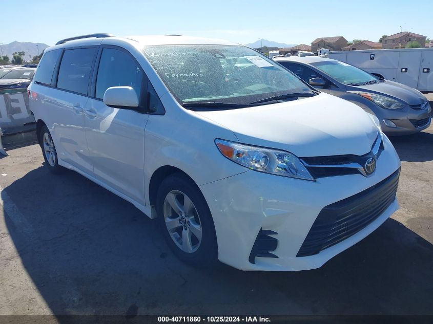 2018 TOYOTA SIENNA