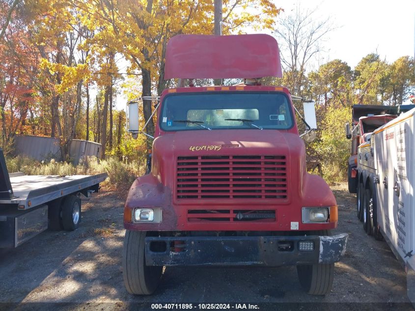 1999 International 8000 8100 VIN: 1HSHBAHN8XH225241 Lot: 40711895