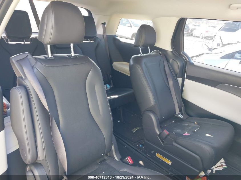 2023 Kia Carnival Mpv Lx Seat Package VIN: KNDNB4H3XP6254702 Lot: 40712313