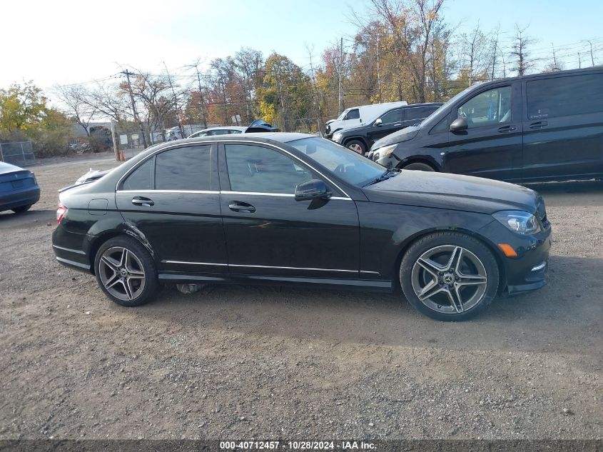 2011 Mercedes-Benz C 300 Luxury 4Matic/Sport 4Matic VIN: WDDGF8BB1BR182645 Lot: 40712457