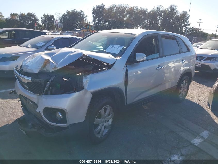 VIN 5XYKT4A16DG396238 2013 KIA SORENTO no.2