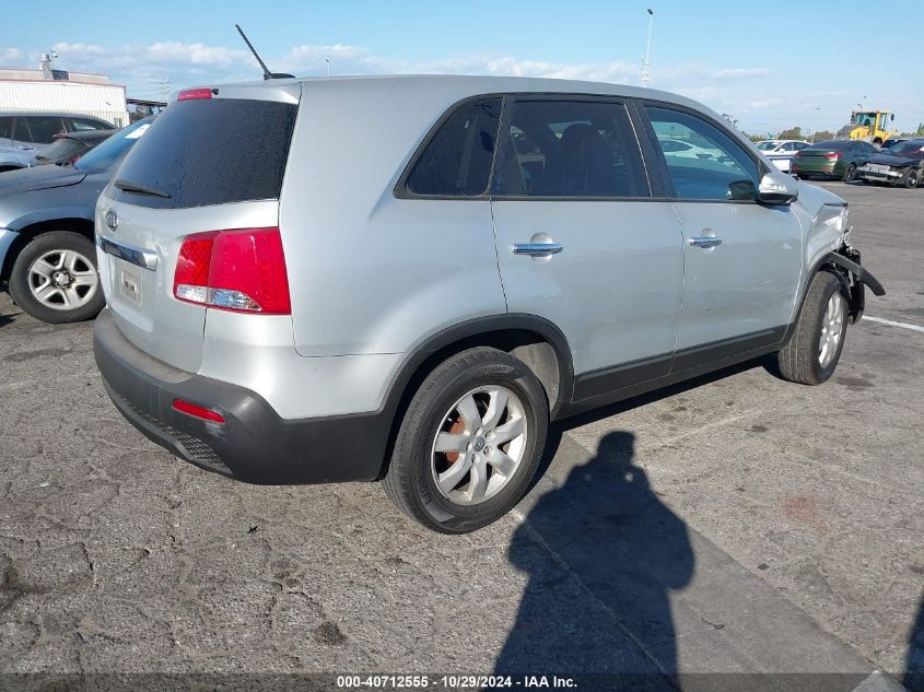 VIN 5XYKT4A16DG396238 2013 KIA SORENTO no.4