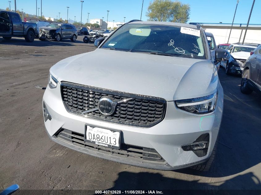 2024 Volvo Xc40 B5 Plus Dark Theme VIN: YV4L12UL0R2291057 Lot: 40712628