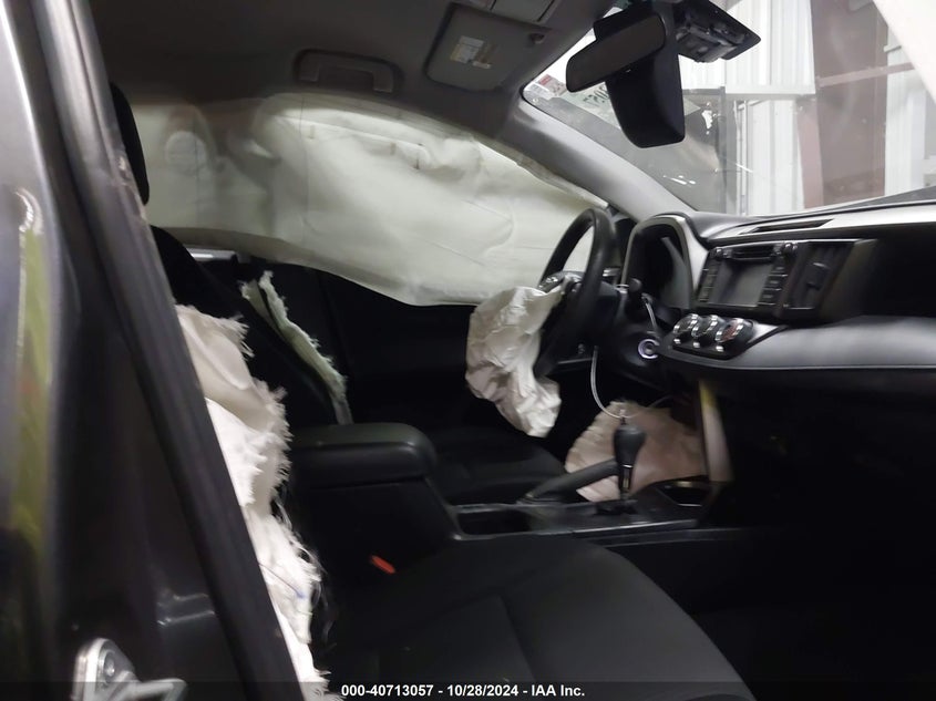 2017 TOYOTA RAV4 LE - JTMZFREV8HD093823