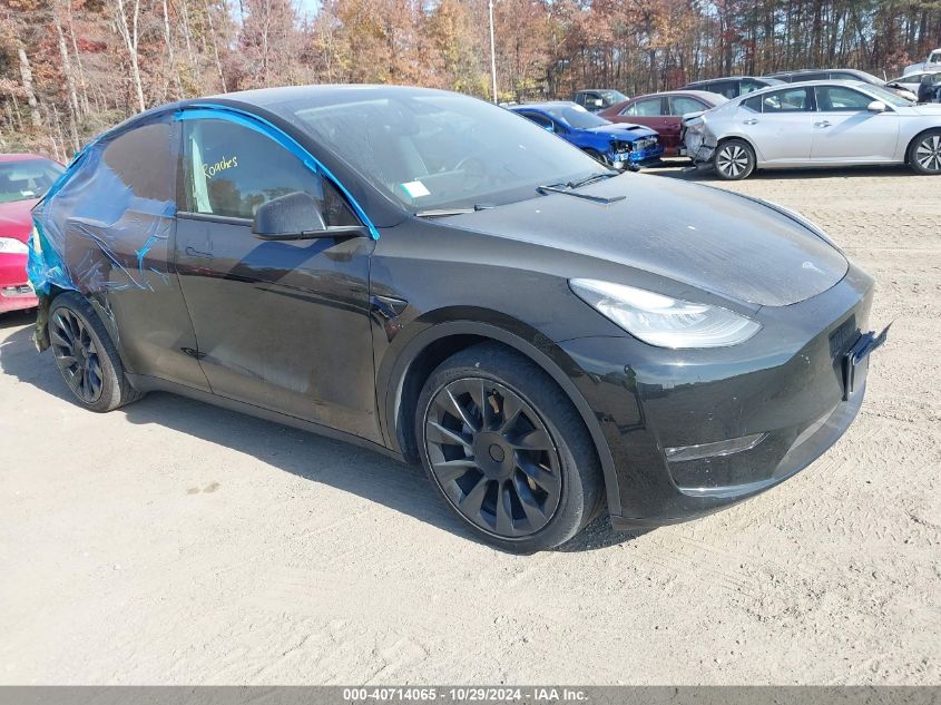 VIN 5YJYGDEE2MF214490 2021 TESLA MODEL Y no.1