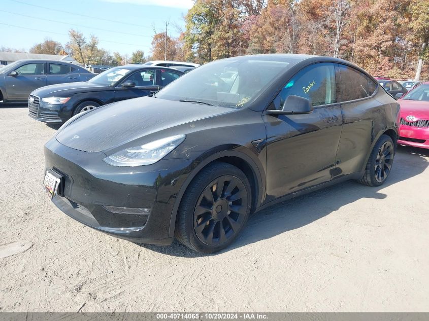 VIN 5YJYGDEE2MF214490 2021 TESLA MODEL Y no.2