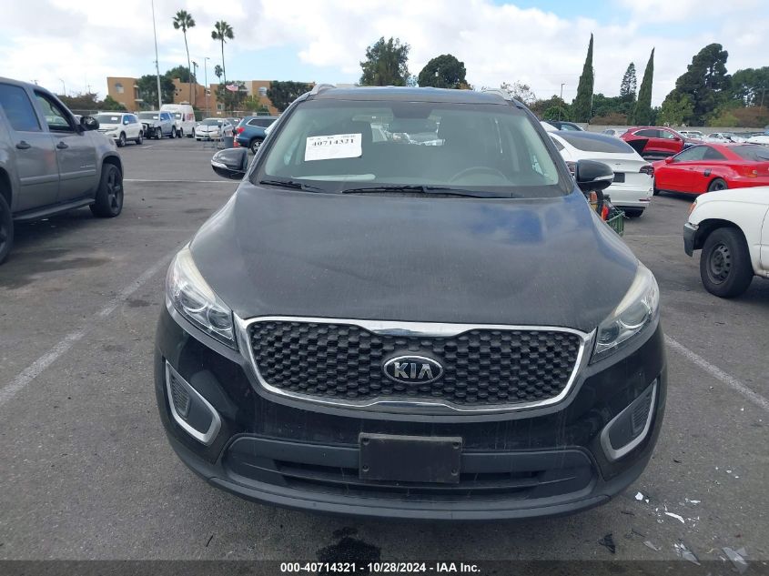 2017 KIA SORENTO 2.4L LX - 5XYPG4A30HG211702