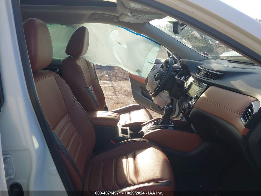 VIN 5N1AT2MV9KC757991 2019 NISSAN ROGUE SL
