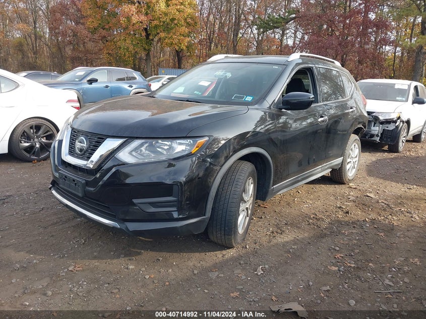 VIN KNMAT2MV2JP559832 2018 NISSAN ROGUE SV