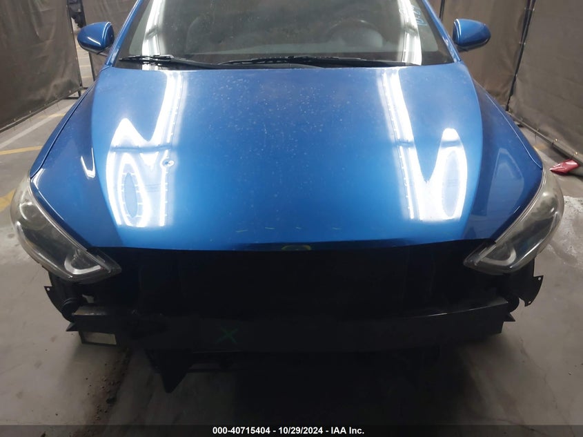 2017 HYUNDAI ELANTRA SE - 5NPD74LF1HH113622