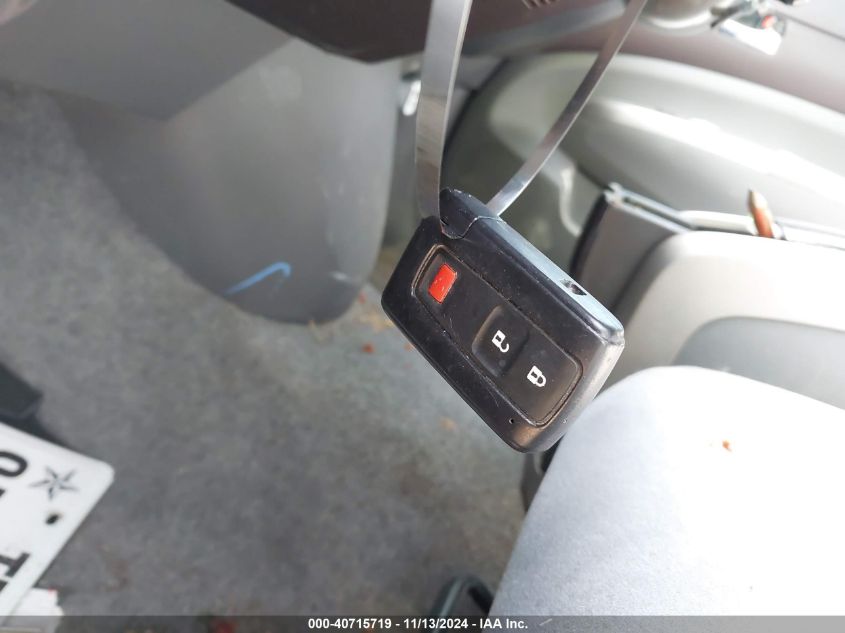 2004 Toyota Prius VIN: JTDKB20U340007645 Lot: 40715719