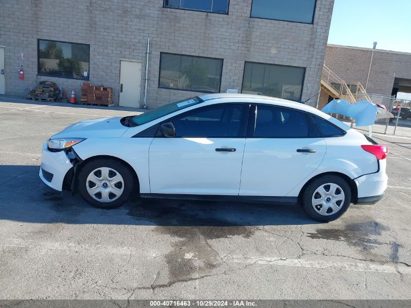 2018 Ford Focus S VIN: 1FADP3E26JL291215 Lot: 40716463