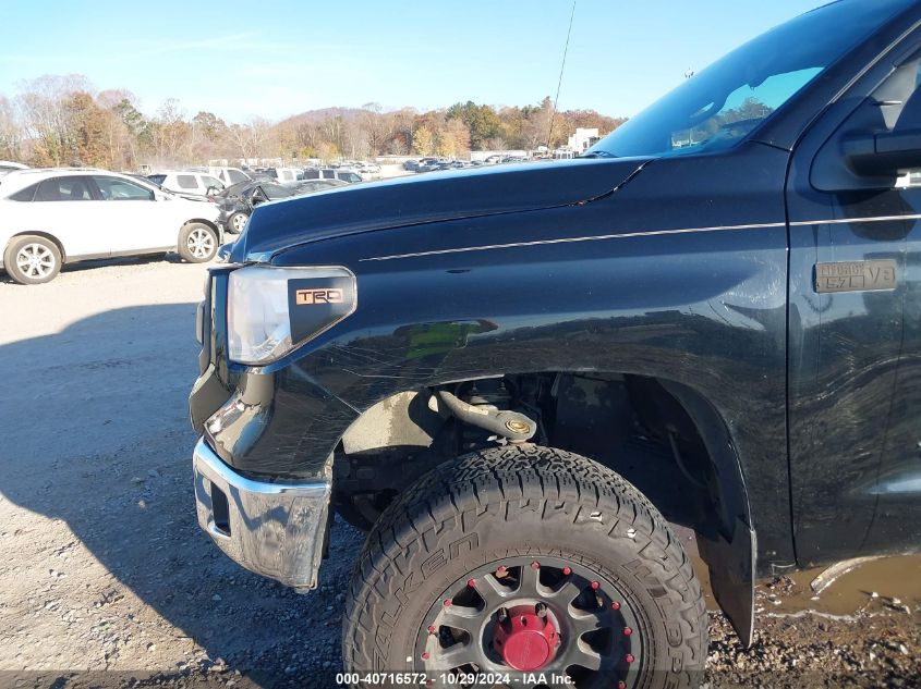 2016 Toyota Tundra Sr5 5.7L V8 VIN: 5TFDW5F1XGX500813 Lot: 40716572