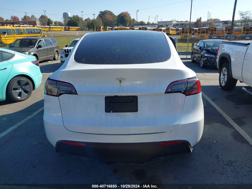 2024 Tesla Model Y Long Range Dual Motor All-Wheel Drive/Rwd VIN: 7SAYGDED8RA331778 Lot: 40716650