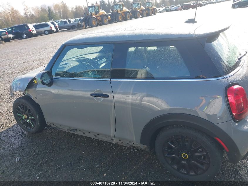 2023 Mini Se Hardtop Cooper VIN: WMW13DJ07P2T55678 Lot: 40716728