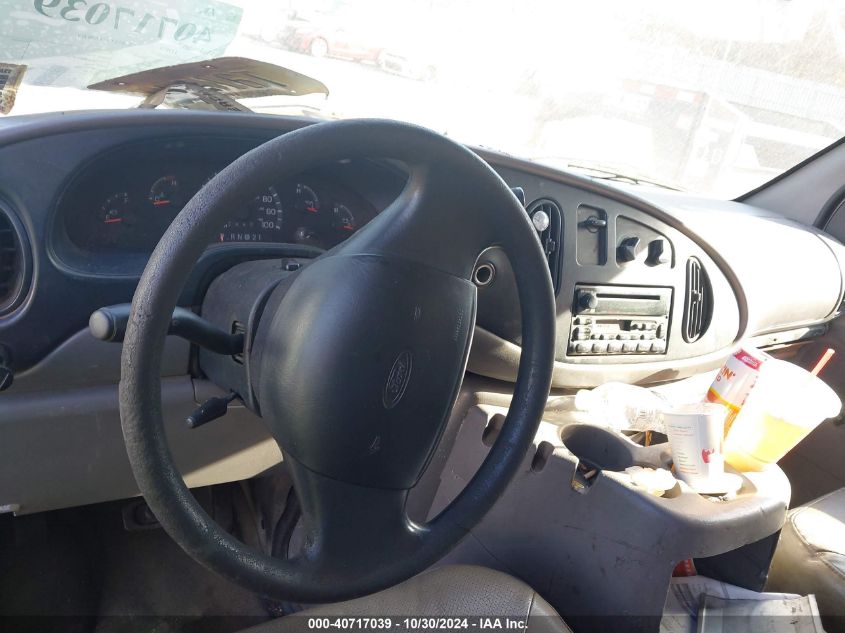 2002 Ford E-450 Cutaway Standard VIN: 1FDXE45S52HB28252 Lot: 40717039