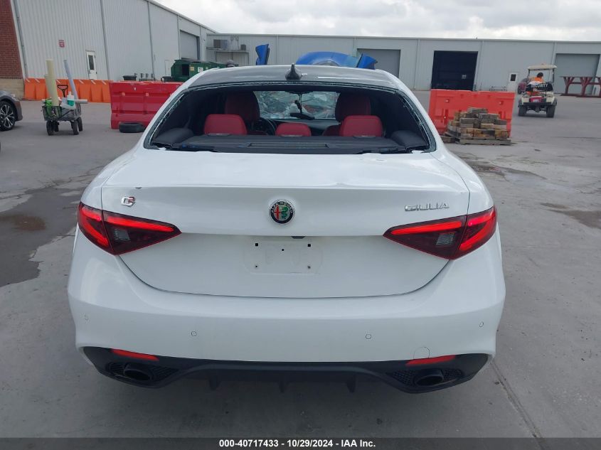 2022 Alfa Romeo Giulia Veloce Ti Rwd VIN: ZARFAMBN0N7659353 Lot: 40717433