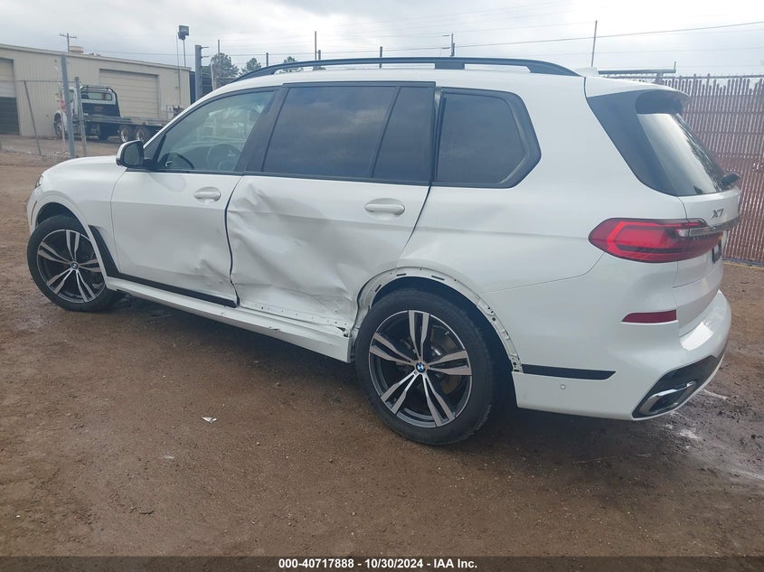 VIN 5UXCW2C01N9L11229 2022 BMW X7 XDRIVE40I