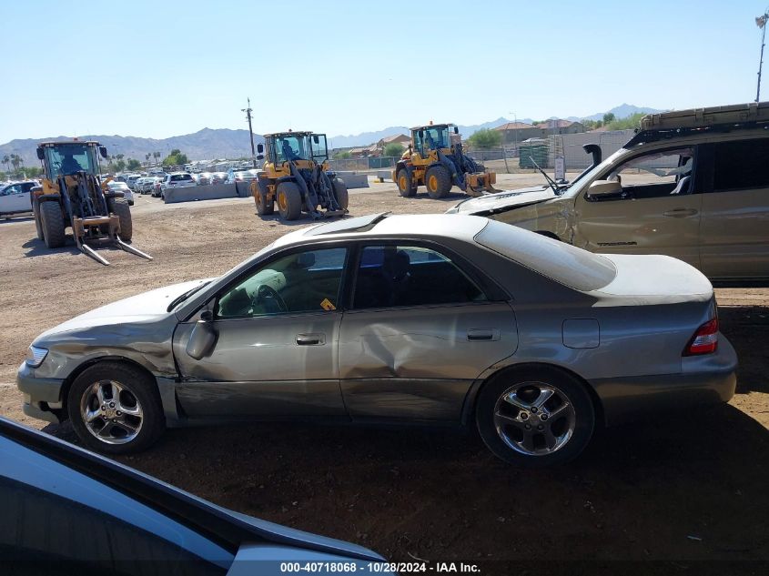 2000 Lexus Es 300 VIN: JT8BF28G5Y5090165 Lot: 40718068