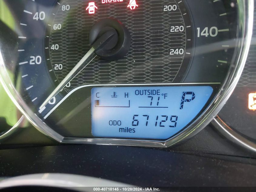 2015 Toyota Corolla Le VIN: 5YFBURHE4FP197917 Lot: 40718145