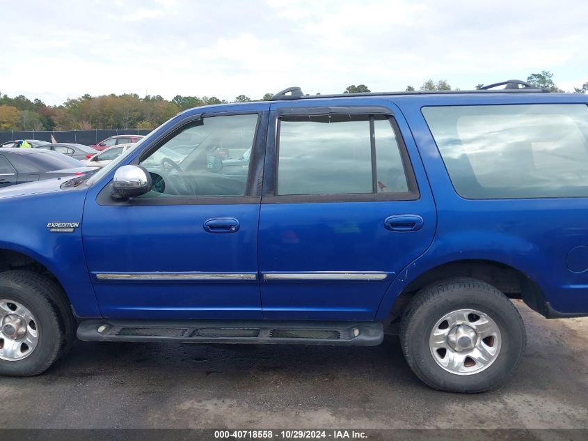 1997 Ford Expedition Eddie Bauer/Xlt VIN: 1FMFU18LXVLB30422 Lot: 40718558