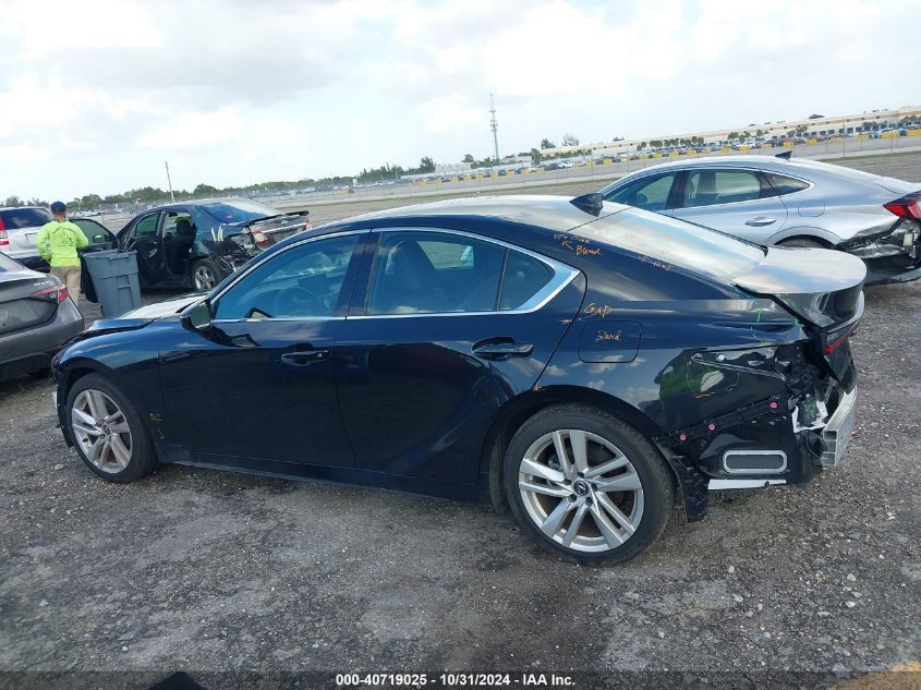 2024 Lexus Is 300 VIN: JTHCA1D21R5131836 Lot: 40719025