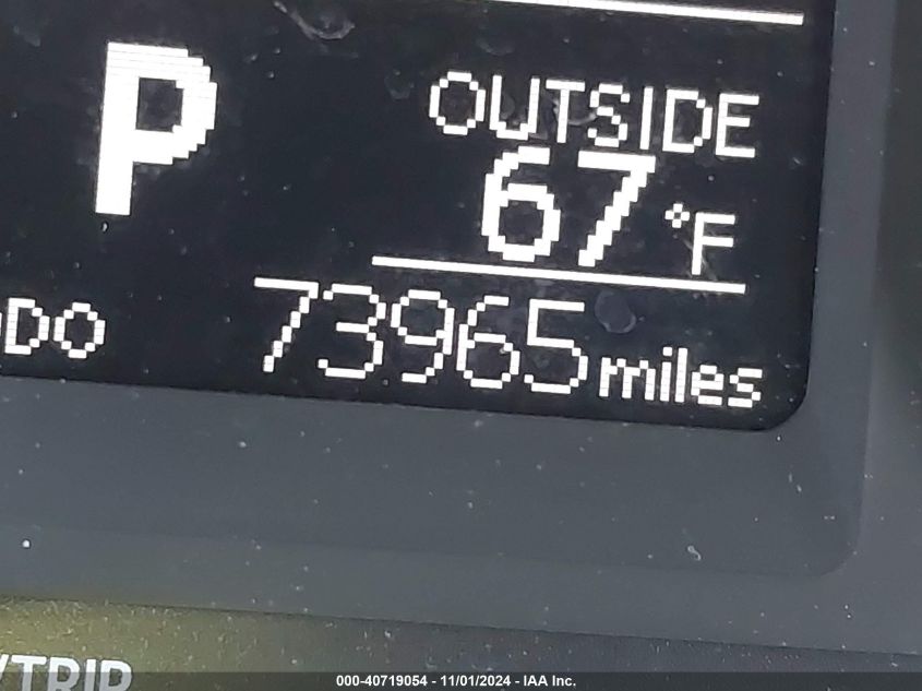 2018 TOYOTA COROLLA LE - 5YFBURHE7JP762251