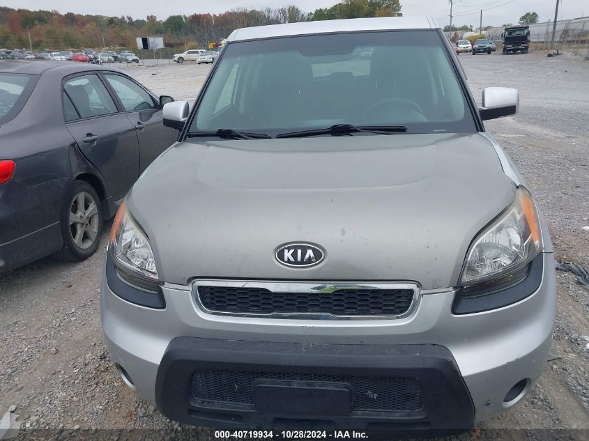 2011 Kia Soul + VIN: KNDJT2A27B7301138 Lot: 40719934