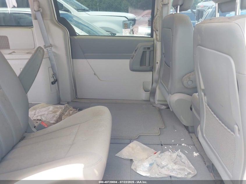 2010 Chrysler Town & Country Touring VIN: 2A4RR5DX4AR406429 Lot: 40720004