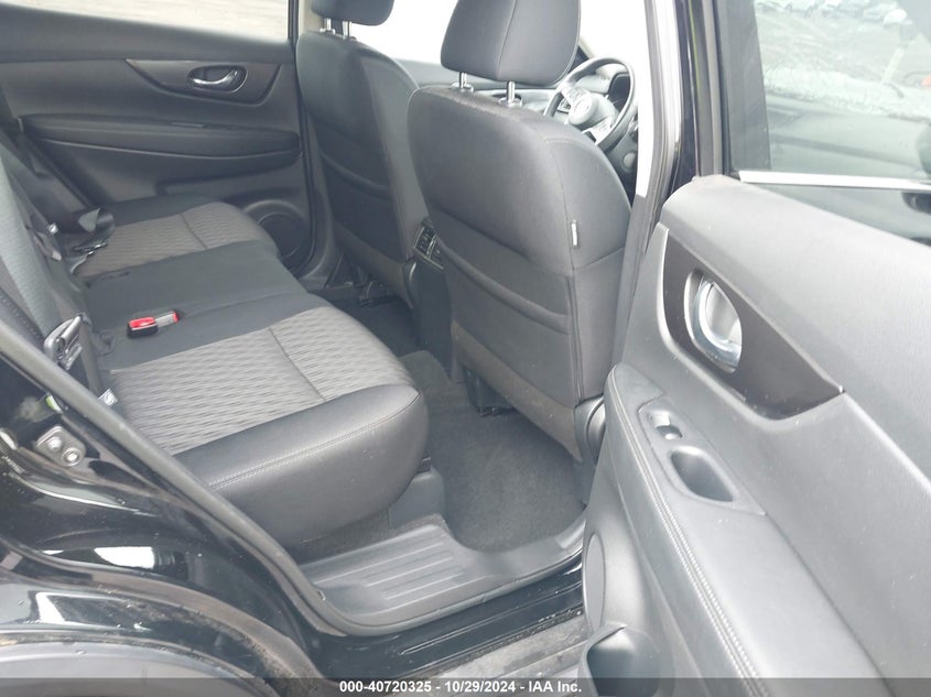 2019 NISSAN ROGUE SV - 5N1AT2MV8KC770537