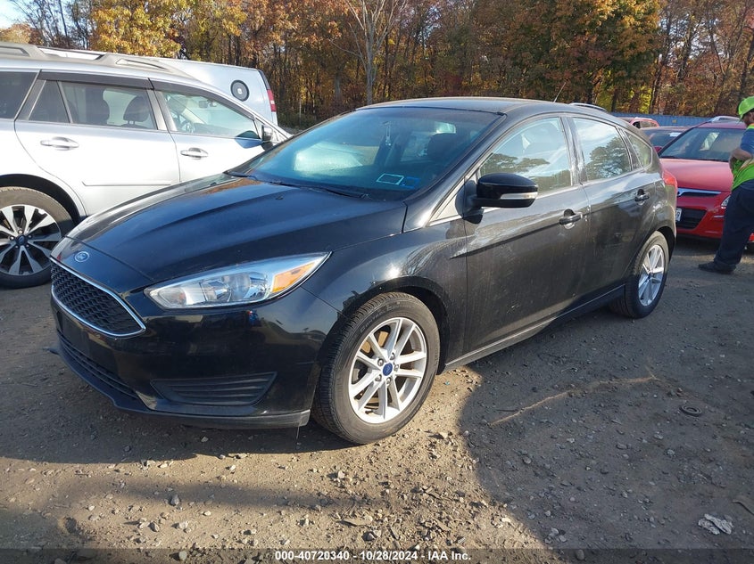 VIN 1FADP3K23JL258516 2018 FORD FOCUS SE