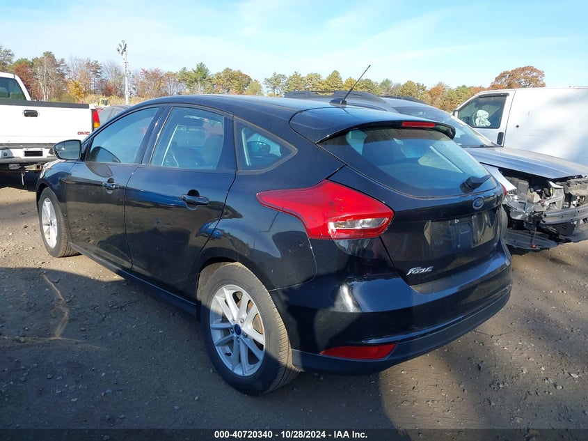VIN 1FADP3K23JL258516 2018 FORD FOCUS SE