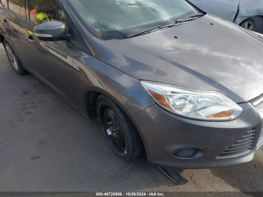 2014 Ford Focus Se VIN: 1FADP3F22EL381871 Lot: 40720556