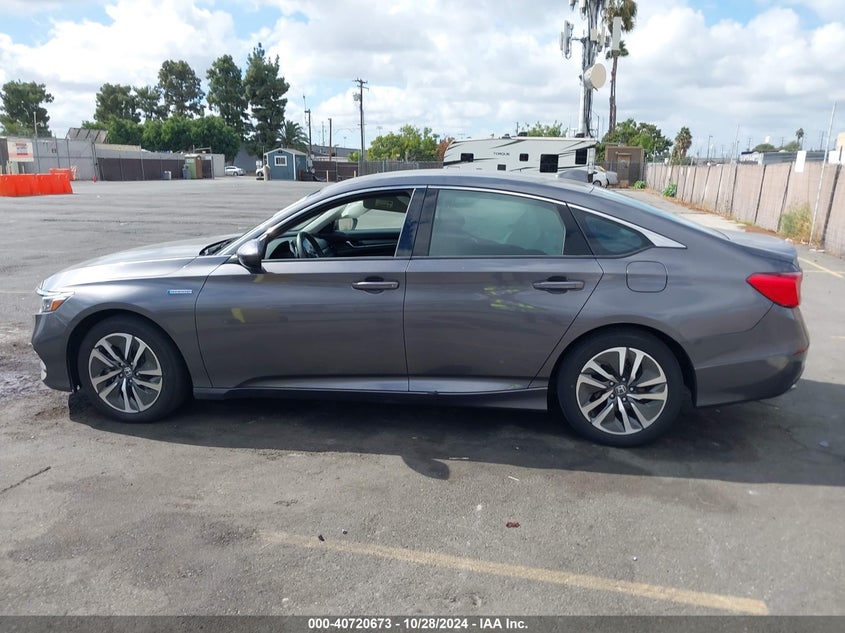 VIN 1HGCV3F15JA012335 2018 HONDA ACCORD HYBRID