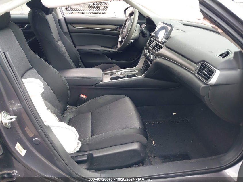 VIN 1HGCV3F15JA012335 2018 HONDA ACCORD HYBRID