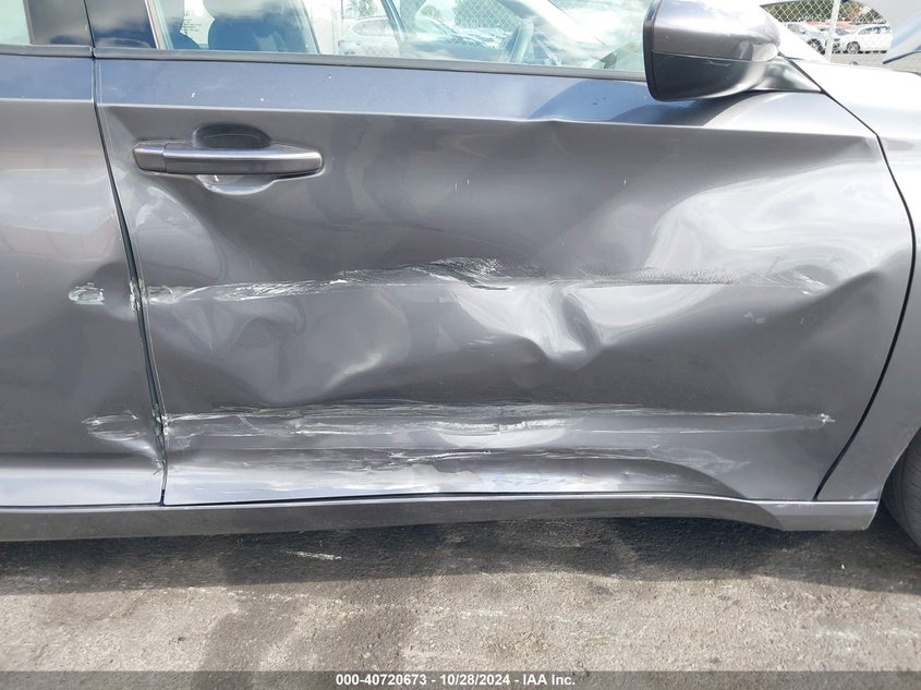 VIN 1HGCV3F15JA012335 2018 HONDA ACCORD HYBRID