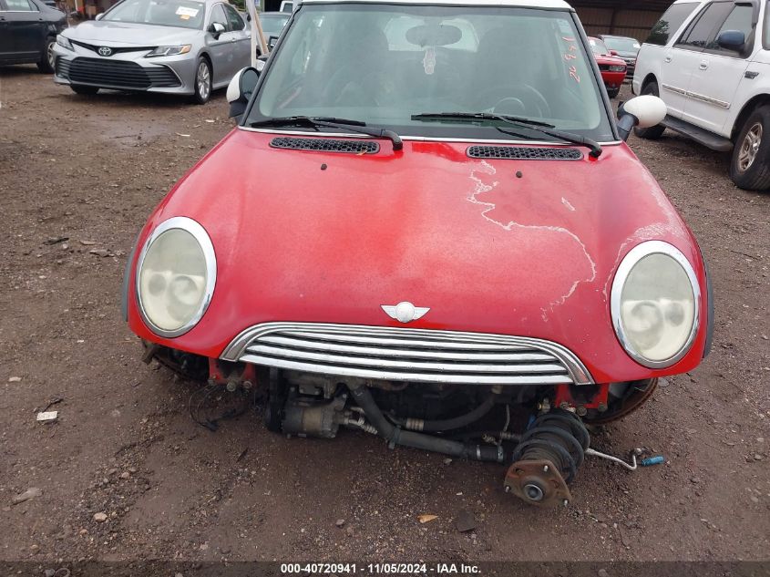 2002 Mini Cooper VIN: WMWRC33402TC30704 Lot: 40720941