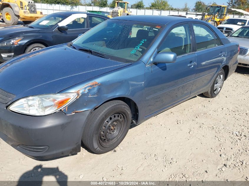 2004 Toyota Camry Le VIN: 4T1BE32K84U799370 Lot: 40721683