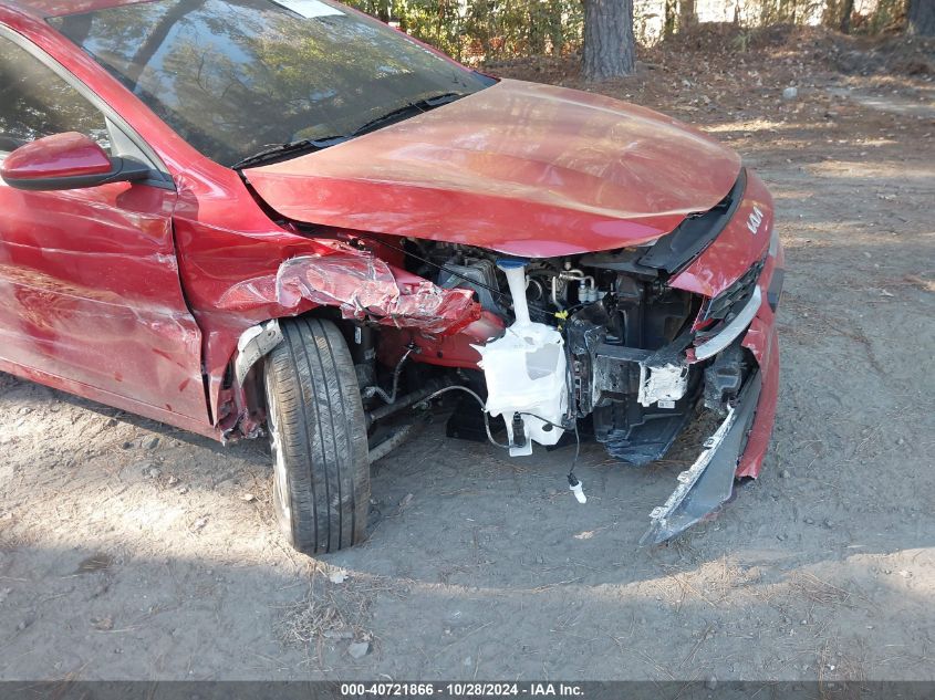 2024 Kia Forte Lxs VIN: 3KPF24AD4RE759428 Lot: 40721866