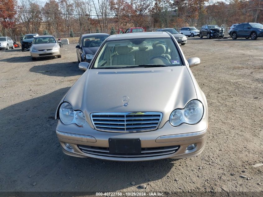 2005 Mercedes-Benz C 240 Luxury 4Matic VIN: WDBRF81J75F617894 Lot: 40722758