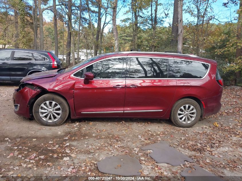 2019 Chrysler Pacifica Touring L VIN: 2C4RC1BG4KR570669 Lot: 40723047