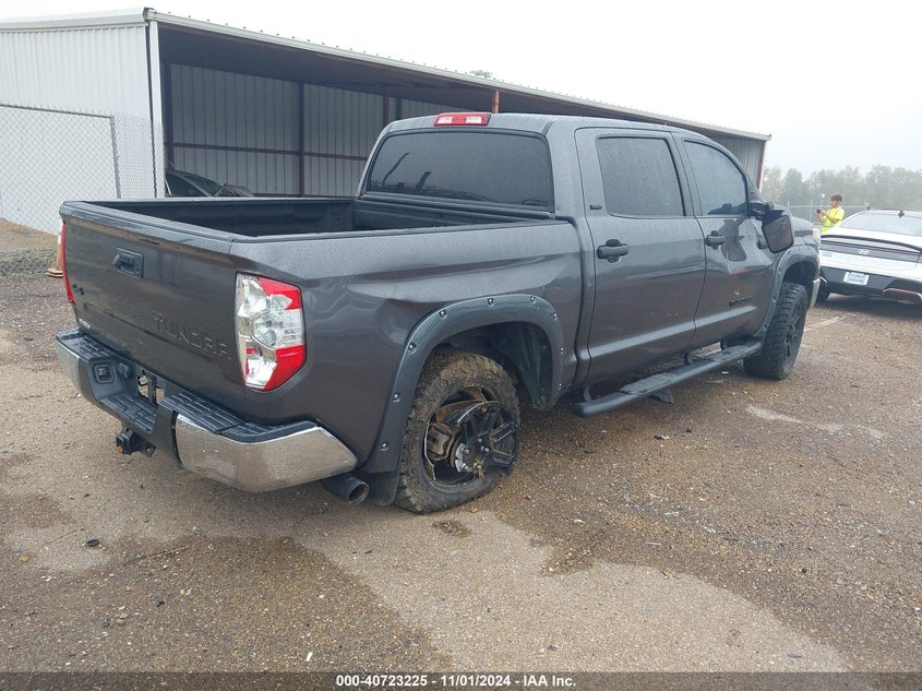 2018 TOYOTA TUNDRA SR5 5.7L V8 - 5TFDW5F18JX705909