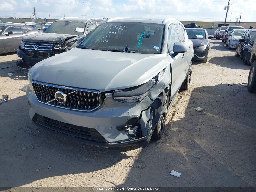 VIN YV4L12UE8R2217967 2024 VOLVO XC40 no.2